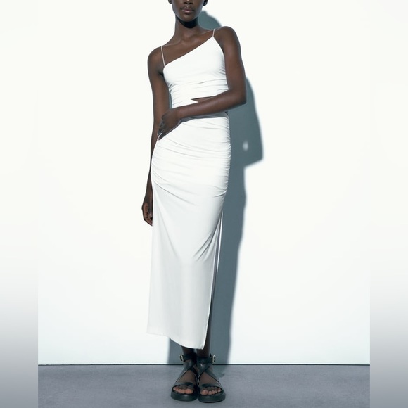 zara asymmetric dress white New in  Zara Asymmetric Cold Shoulder Dress* Size: S M L (8-12)* Price:  N17500